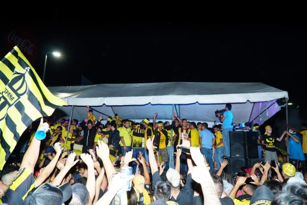 FOTOS: Así fue la fiesta de Real España con su gente en San Pedro Sula