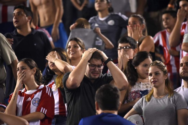 NO SE VIO POR TV: La celebración de Messi; el lamento guaraní y las lágrimas chilenas