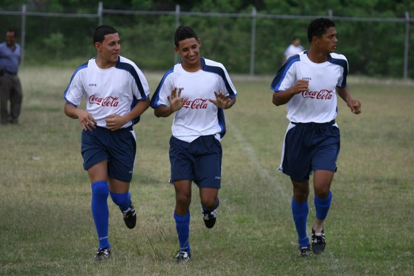 Los futbolistas hondureños que han cumplido todos los procesos de selecciones