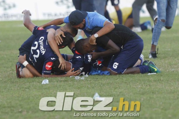¡JÚBILO! Los motagüenses se tomaron Puerto Cortés celebrando la copa 14