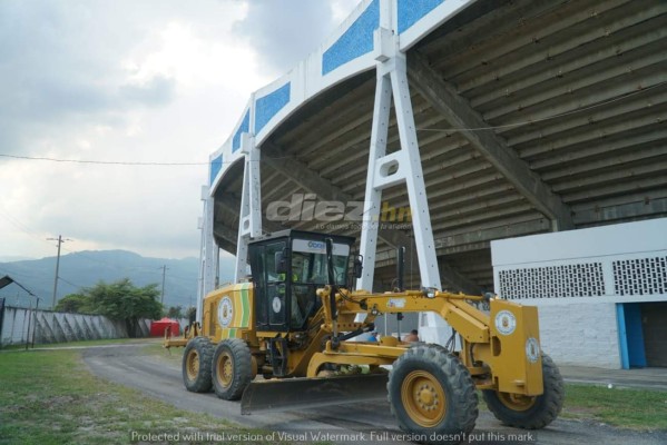 El estadio Olímpico lucirá sus mejores galas para juego ante EUA; reparan calles de acceso y se está señalizando