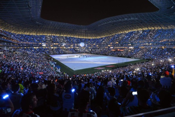 Espectacular inauguración del nuevo estadio del Monterrey
