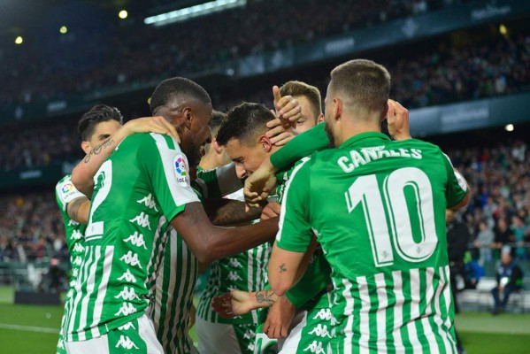 Festejo a lo Messi y exBarcelona goleó al Real Madrid en el batacazo del Betis en el Villamarín&nbsp;&nbsp;