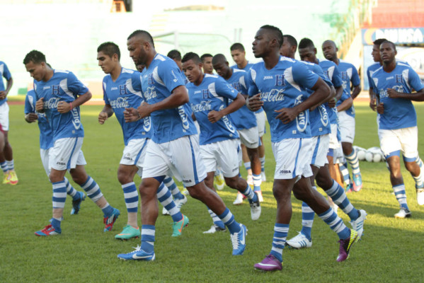 Honduras se prepara en San Pedro Sula para enfrentar a Panamá y Canadá.
