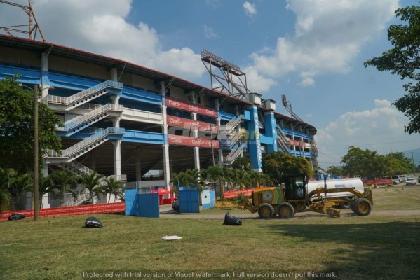 El estadio Olímpico lucirá sus mejores galas para juego ante EUA; reparan calles de acceso y se está señalizando