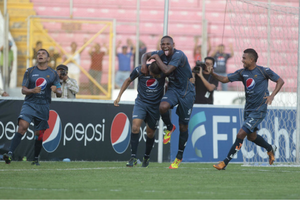 Motagua golea a Marathon y es tercero.