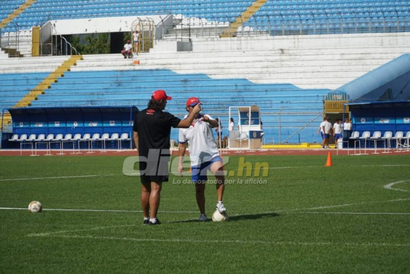 ¡Optimismo y con bajas! Así fue el entrenamiento del Olimpia en el estadio Olímpico
