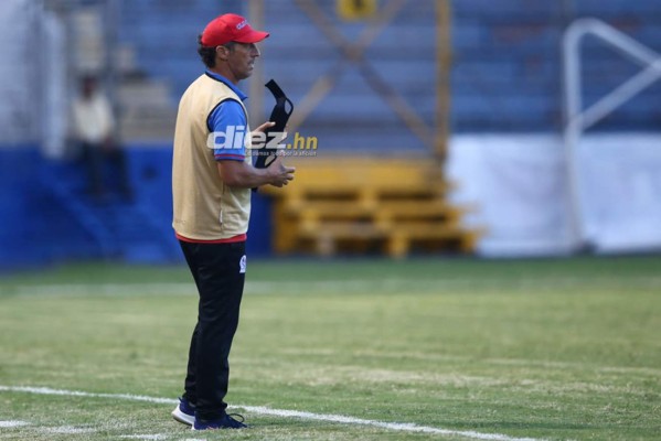 No se vio en TV: La quinesióloga del Real de Minas, afición en Tocoa y a Edwin Solano lo perdonaron