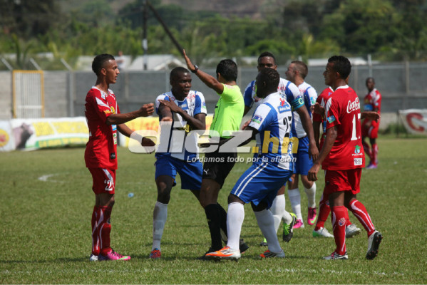 Real Sociedad empata con Victoria y asegura su pasé a la gran final.