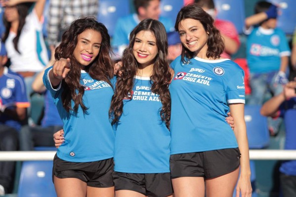 Así es Michelle Pérez, la sexy aficionada del Cruz Azul de México&nbsp;&nbsp;