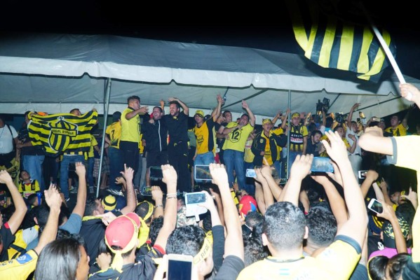 FOTOS: Así fue la fiesta de Real España con su gente en San Pedro Sula