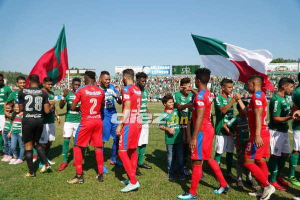 NO VISTE EN TV: La expulsión de Rony Martínez y foto bien adornada de Marathón