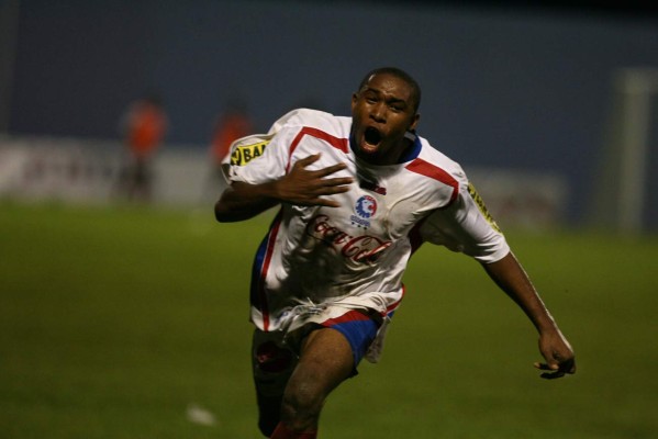 El 11 ideal del clásico capitalino de los últimos 25 años