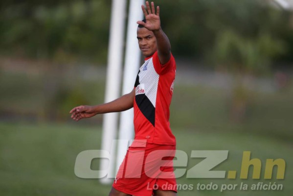 Las caras nuevas en el primer entreno del Olimpia y los grandes ausentes