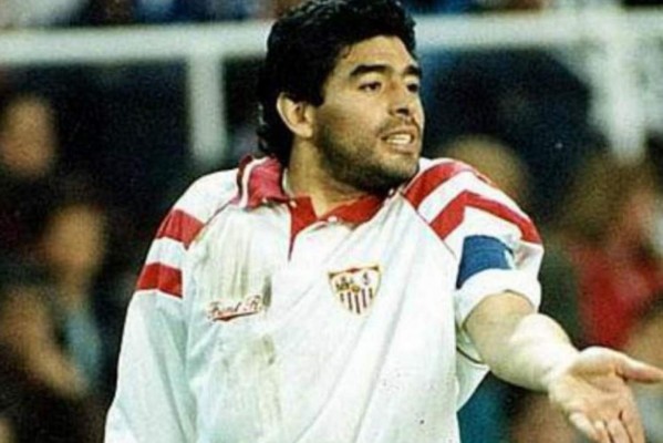 ¡Históricas! Las 25 fotos inéditas que quizá nunca viste de Diego Maradona