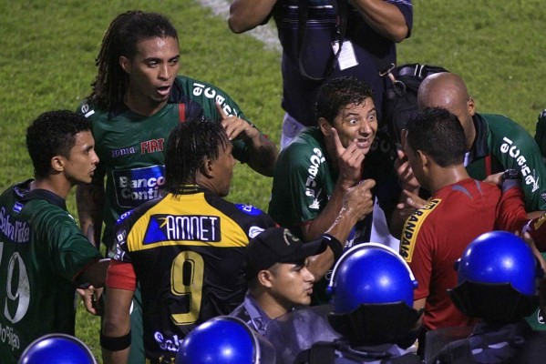 FOTOS: Carlos Pavón y sus mejores momentos contra Marathón