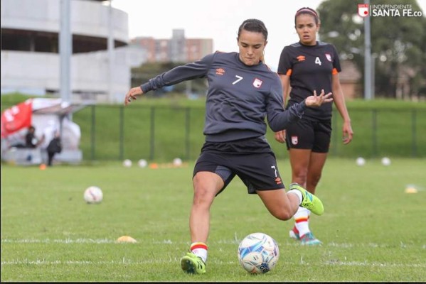 Melissa Herrera, la hermosa futbolista tica que buscará brillar en Francia