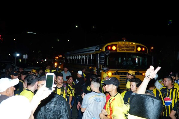 FOTOS: Así fue la fiesta de Real España con su gente en San Pedro Sula