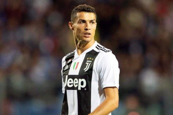 TOP: Cristiano Ronaldo supera a Selena Gomez como el más seguido en Instagram