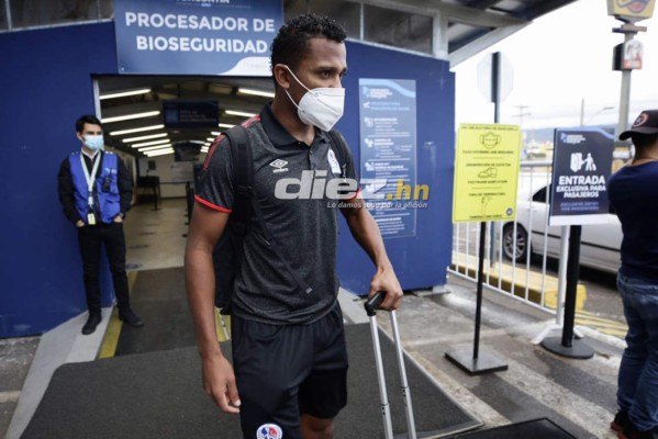 ¡Con las maletas llenas de ilusión! Las postales del viaje del Olimpia a Costa Rica para enfrentar a Alajuelense