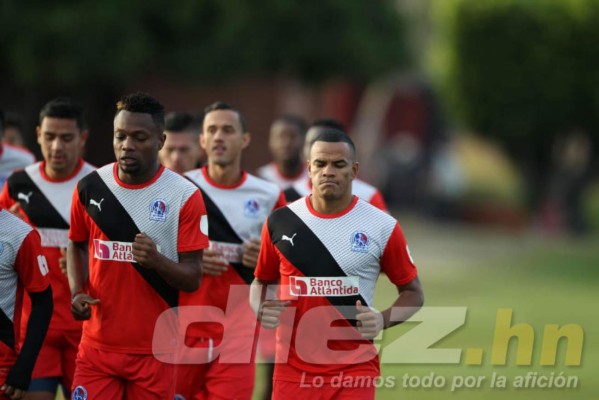 Las caras nuevas en el primer entreno del Olimpia y los grandes ausentes