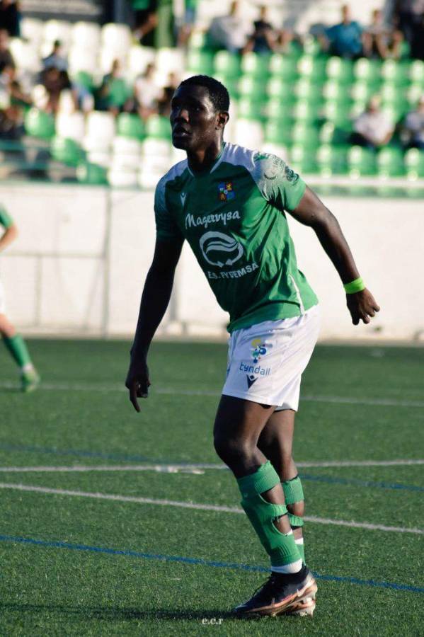 La nueva revelación de la Liga de España: Costó solo 800 euros y pasó de los campos de tierra de Nigeria a marcar en primera