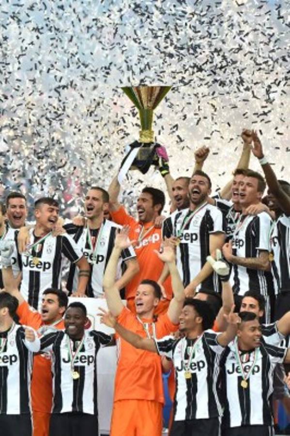 Así celebraron su título de campeón la Juventus y PSG en Europa