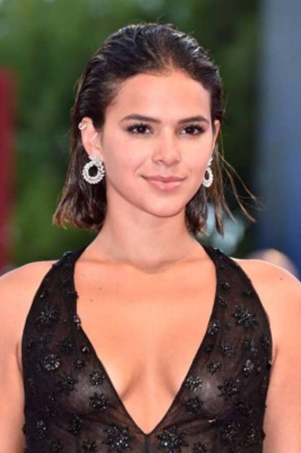 Bruna Marquezine y sus ardientes vacaciones en Grecia y ¡sin Neymar!