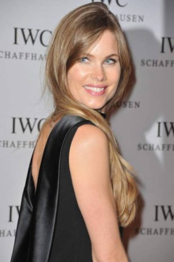 ¿Quién es la mujer de Luis Figo que alucina Ronaldo Nazario?  