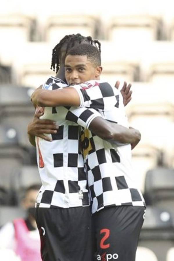 Con Elis y Benguché incluidos: Los 15 fichajes que hizo el Boavista de Portugal esta temporada