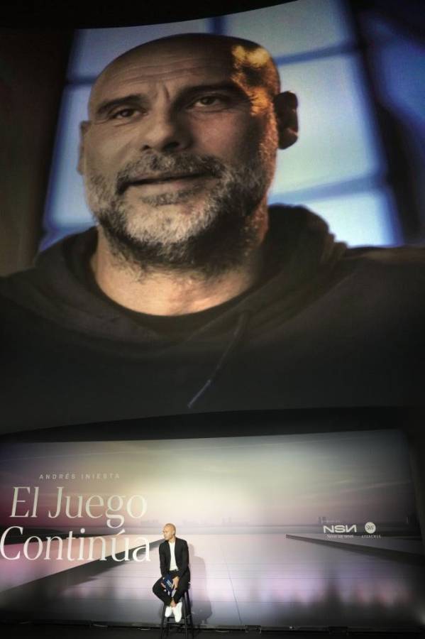 Iniesta no estuvo solo: las grandes figuras que llegaron a su emotiva despedida; Xavi y Laporta, cada uno por su lado