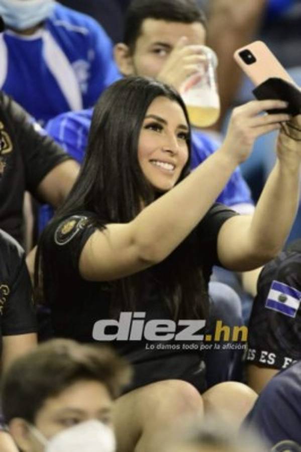 Belleza y brutal ambiente en el Cuscatlán: lo que le espera a Honduras el domingo ante El Salvador