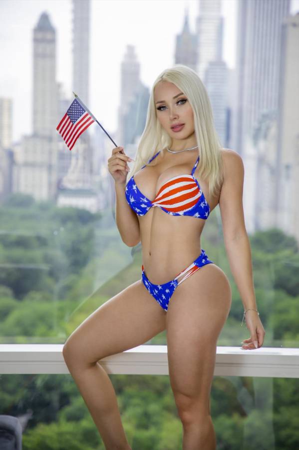 La modelo que presumió aventura con Cristiano Ronaldo y es vinculada con manager de la WWE intentó comprar un club de primera división