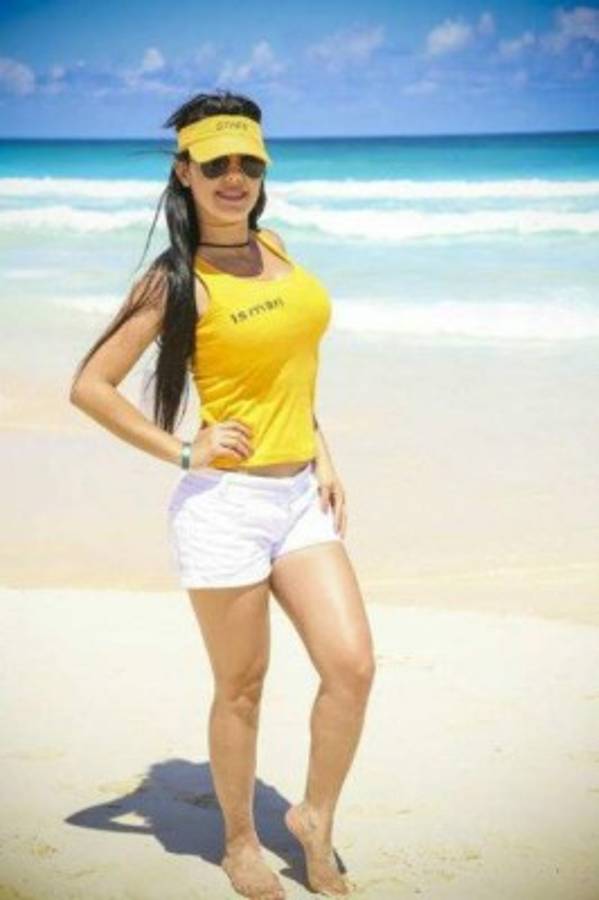 Ismari García, la belleza que engalana los juegos de la Liga de Guatemala