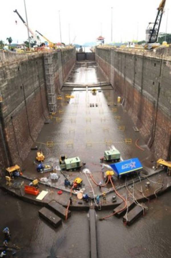 Panamá: El Canal está quedando sin agua y vuelven a la cuarentena por explosión de casos de COVID-19
