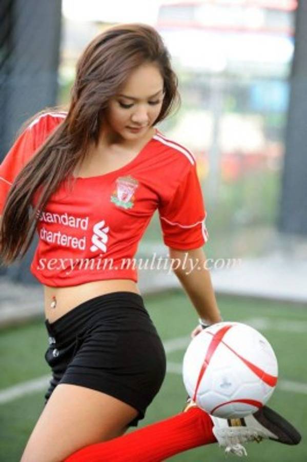 ¡Infartantes! Así son las aficionadas más candentes del Liverpool y Tottenham