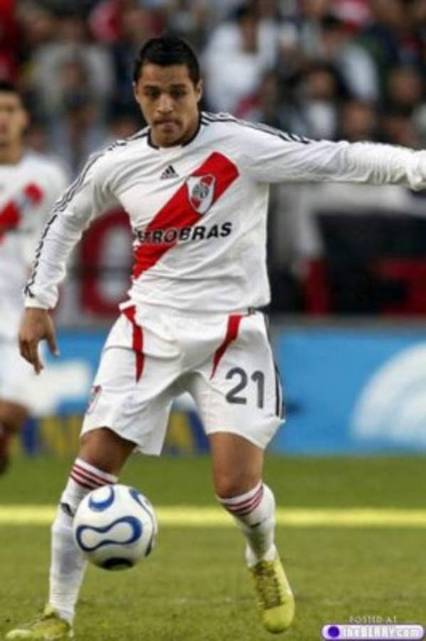 Grandes estrellas del fútbol que no sabías donde habían jugado antes