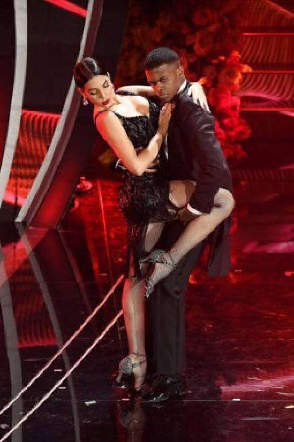 Georgina Rodríguez enamora más a Cristiano Ronaldo bailando sensual tango en festival italiano  