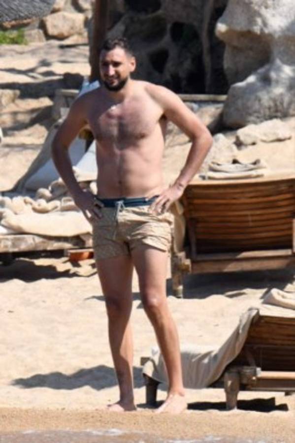 Picantes vacaciones: Alessia Elefante deslumbra junto a Gigio Donnarumma en Cerdeña tras ganar la Eurocopa