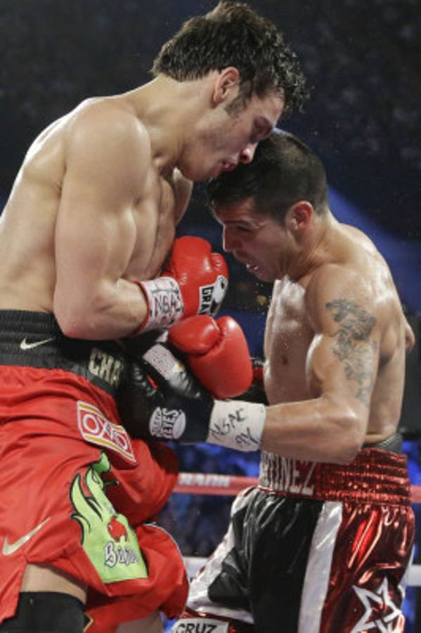 Las mejores imágenes de la pelea Chávez JR. vs Maravilla Martínez.