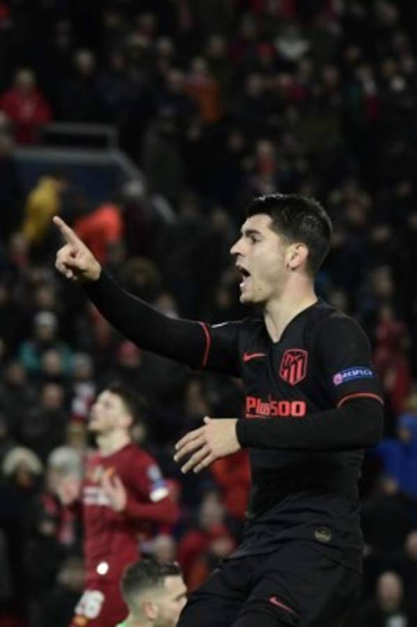 Cholo Simeone enloquece en Anfield; Jürgen Klopp muy triste pide perdón