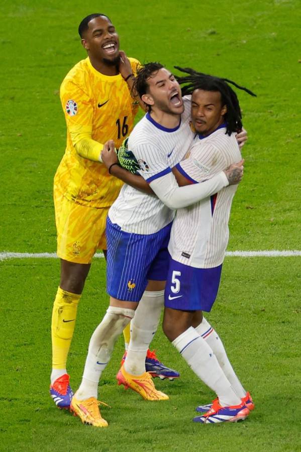 Triste gesto de Cristiano con Pepe, el señalado de Portugal - Francia y el motivo por el que Mbappé salió de la Eurocopa