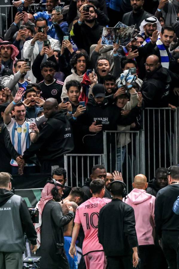 El gesto de Messi con David Ruiz tras su golazo, la bronca de Luis Suárez y la ‘aparición’ de Cristiano Ronaldo