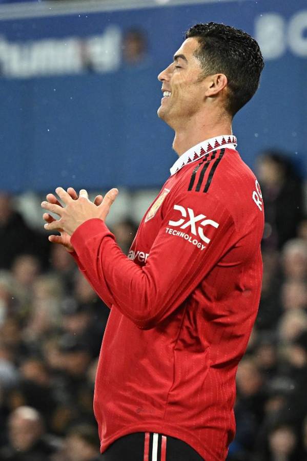 ¡No está acabado! La nueva celebración de Cristiano Ronaldo luego de marcar con el Manchester United su gol 700