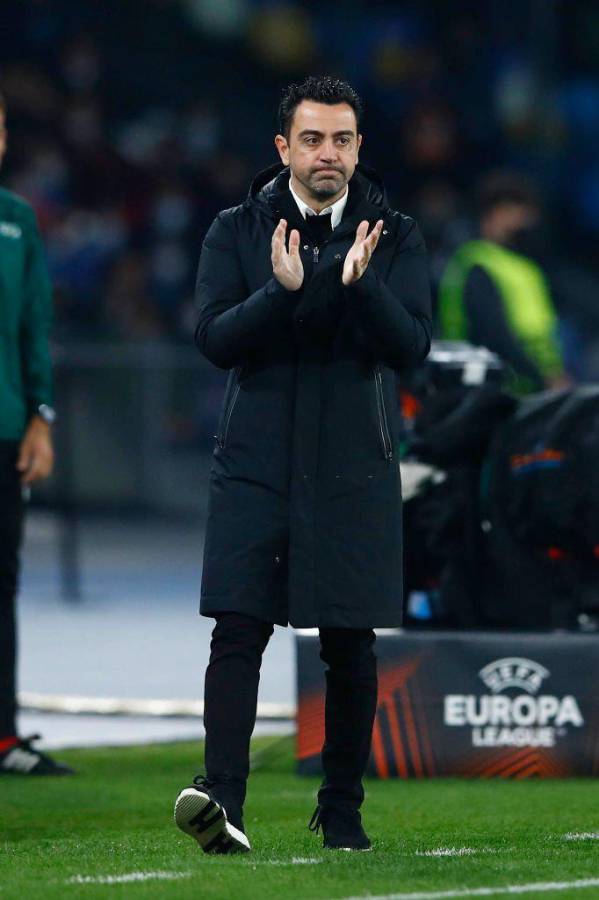 Piqué se disfraza de ‘9’, el mensaje por el conflicto Rusia-Ucrania y Puyol sorprende con su revelación en el Barcelona-Napoli