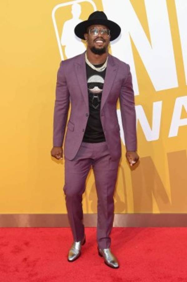 Los extraños atuendos y curiosidades en la gala de los premios de la NBA