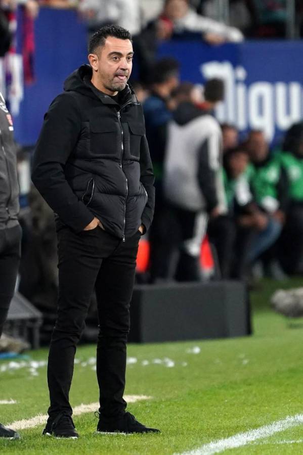 FOTOS: ¿Qué le dijo al árbitro? Piqué termina de la peor forma su carrera, feo gesto de Lewandowski y éxtasis de Xavi en la remontada de Barcelona