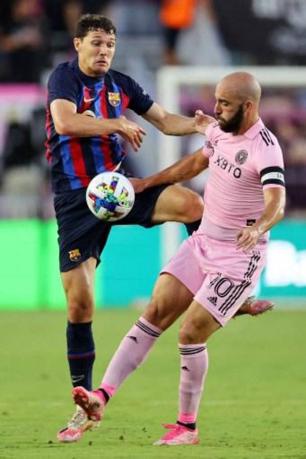 Un invitado de lujo, la fiesta con Raphinha y el look de Laporta: Así fue el estreno del Barca en su gira por Estados Unidos