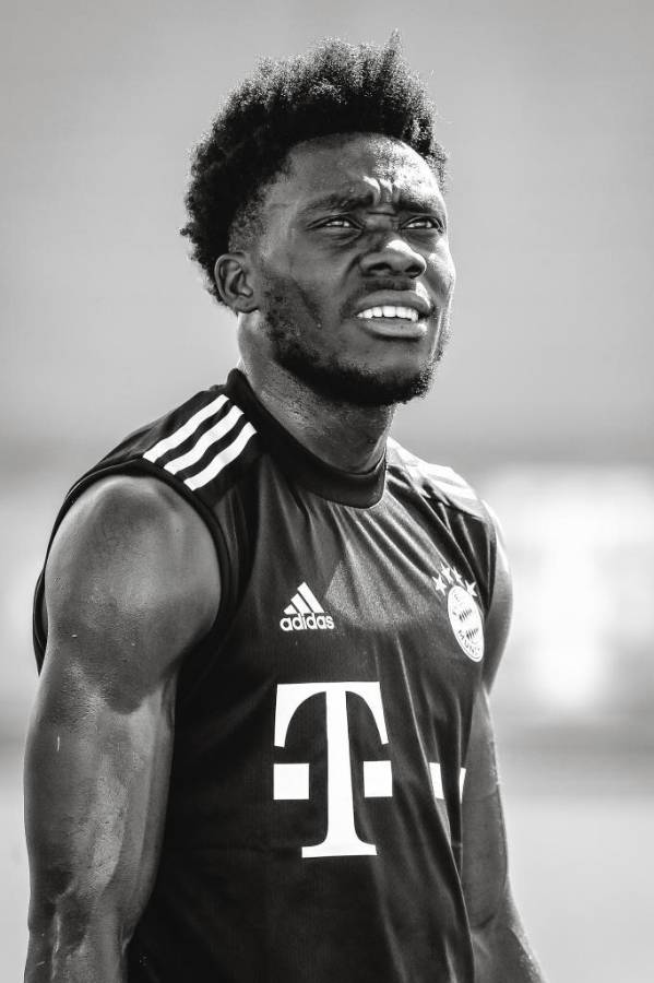 Sorpresivo primer lugar: UEFA revelan quiénes son los diez jugadores más rápidos actualmente