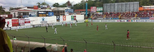Las grandes diferencias entre los estadios de Honduras y Costa Rica